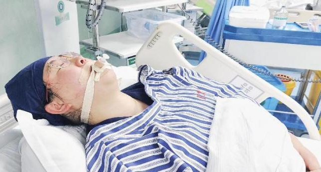 【人文关怀】“共情启思 笃行革新” ——E急诊重症医学科开展沉浸式角色体验 【人文关怀】“共情启思 笃行革新” ——E急诊重症医学科开展沉浸式角色体验